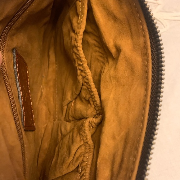 Patricia Nash Cassini Leather Wristlet - Picture 8 of 11